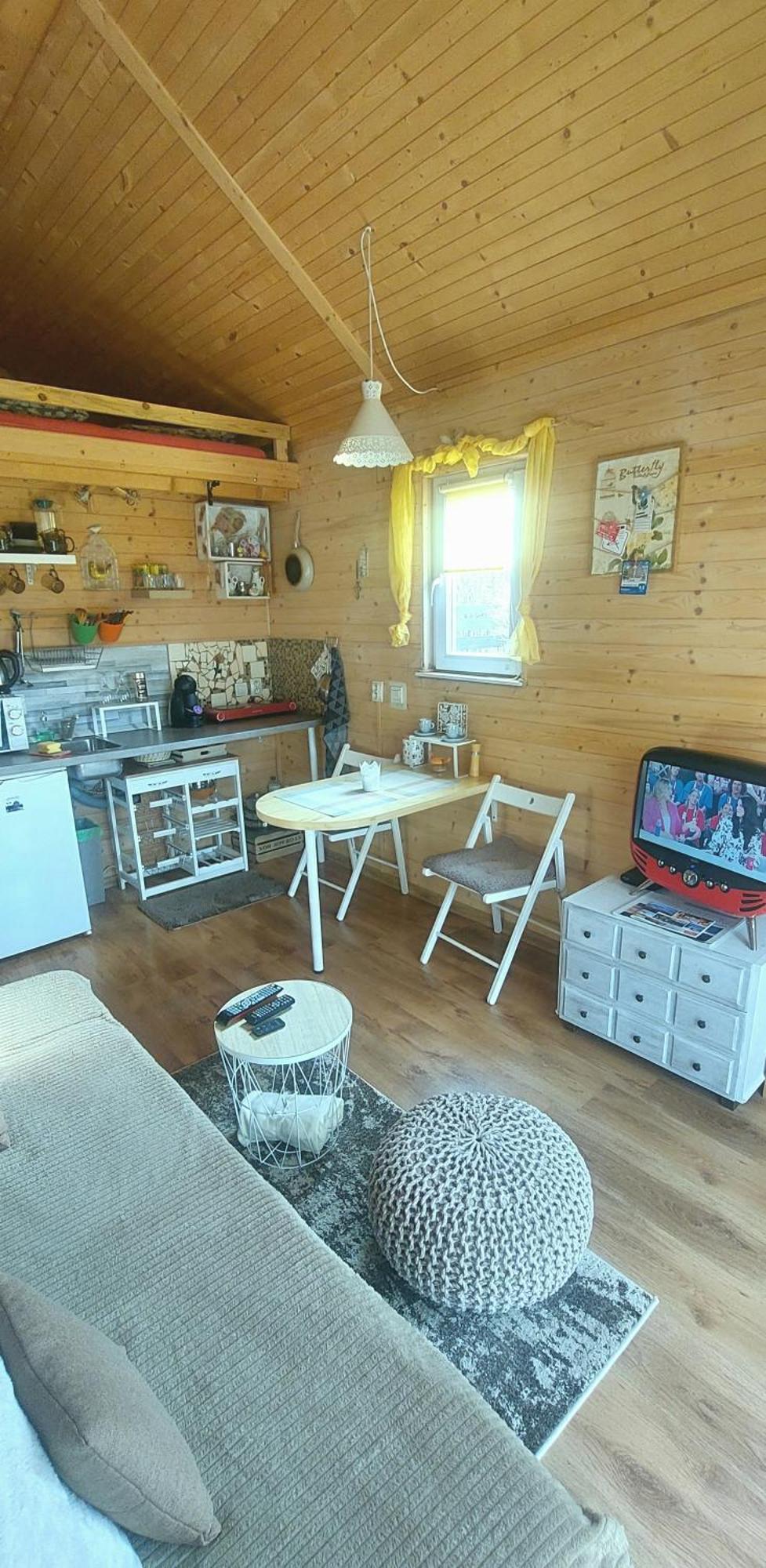 Appartement Tiny House Olivia à Liptovský Hrádok Extérieur photo