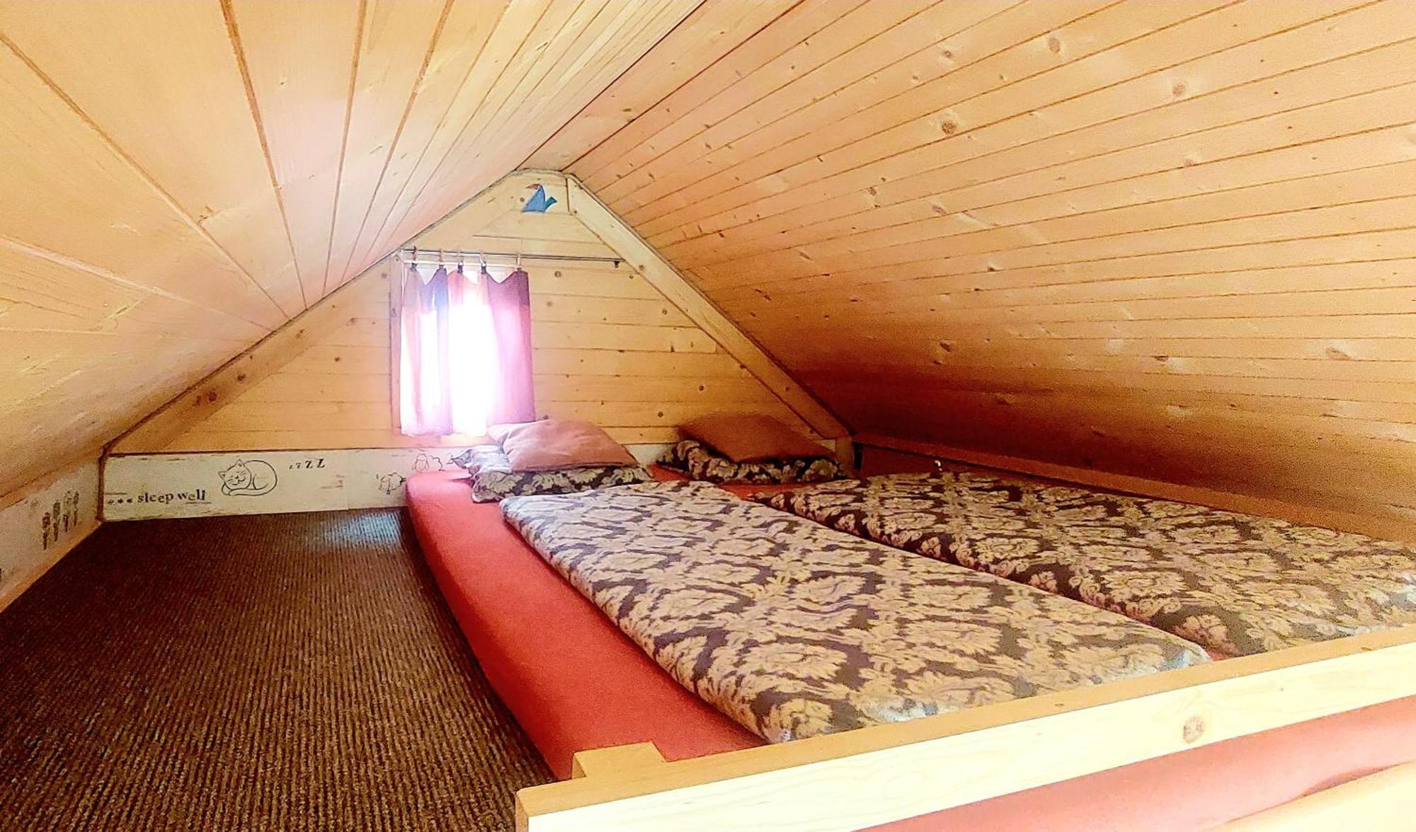 Appartement Tiny House Olivia à Liptovský Hrádok Extérieur photo